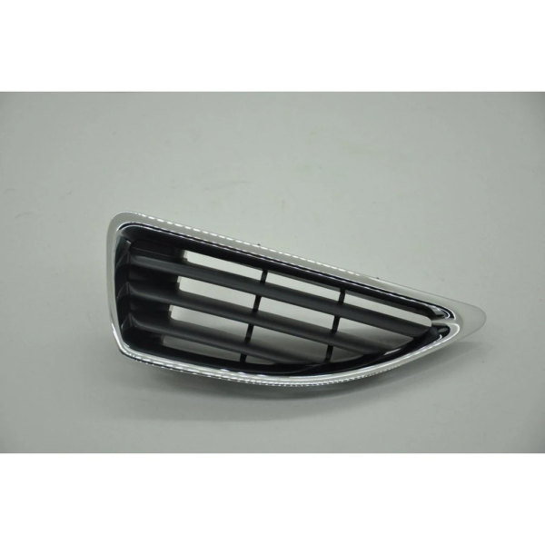 Renault Megane 1999>2002 Ön Panjur Kromlu Kuşaklı Sol (7700428963)