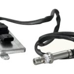 NOX Katalizatör Sensörü IVECO EUROCARGO I-III 100E-110E-120E-140E-150E-160E-180E 00>15 STRALIS 440 2003> TRAKKER 380-440-720 2006> EURO 4-5 1134 MM - 5 PIN HELLA 6PN358186-811