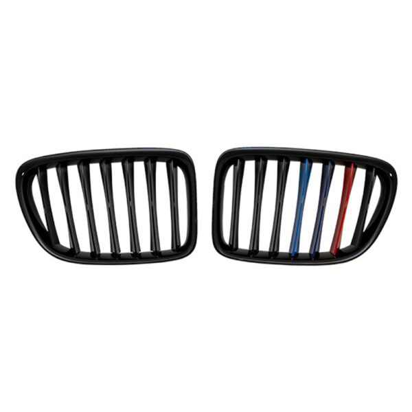 BMW X1 E84 2010-2015 Piano Black M Renkli Ön Panjur Takımı
