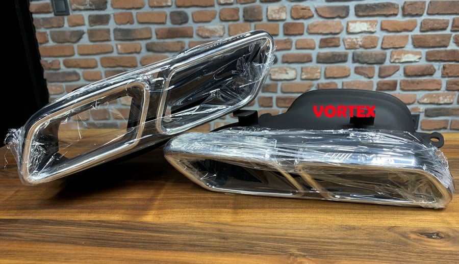org_636772928483179641 Mercedes-Benz Arka Egzoz Ucu Set (C63 Gümüş Renk) W205 (2014 ve Sonrası) - Görsel 1